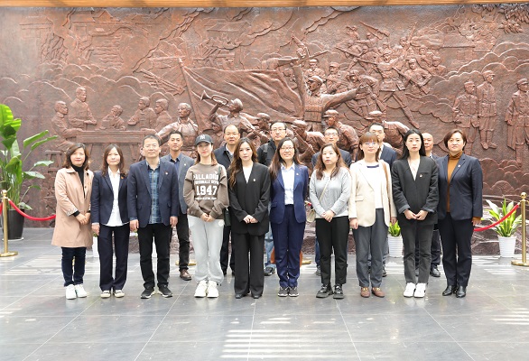 本部第一、二黨支部聯(lián)合開展主題黨日活動(dòng)